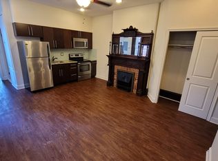 1232 S Broad St #2R, Philadelphia, PA 19146