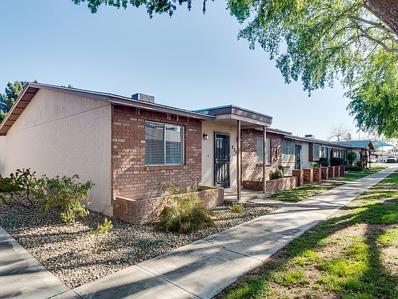 Corner unit