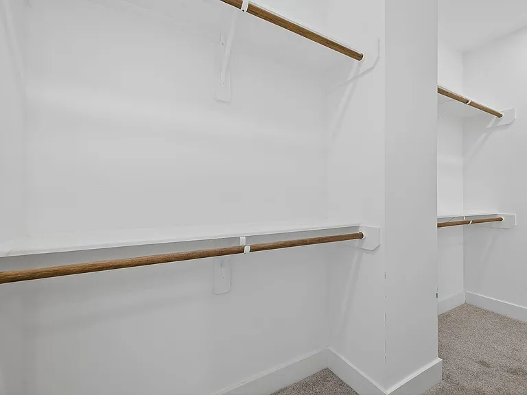 714 Zoe St — Photo 23