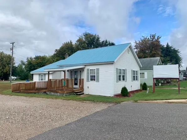 9766 N Front St, Mancelona, MI 49659