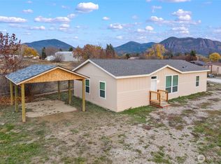 906 Valley Avenue, Chewelah, WA 99109