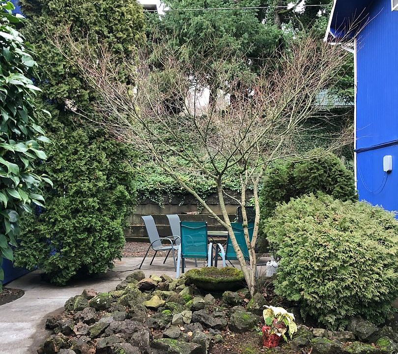 1st image of 1501 SW Bertha Blvd #0
