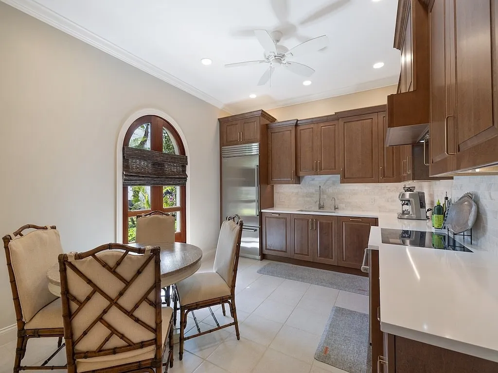 3 bed, 2764 sqft, $7,500 — Photo 4