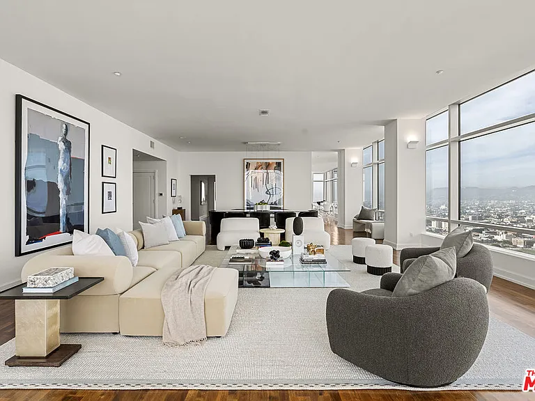 900 W Olympic Blvd #47G — Photo 12