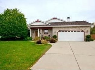 3700 E Elm Rd, Oak Creek, WI 53154