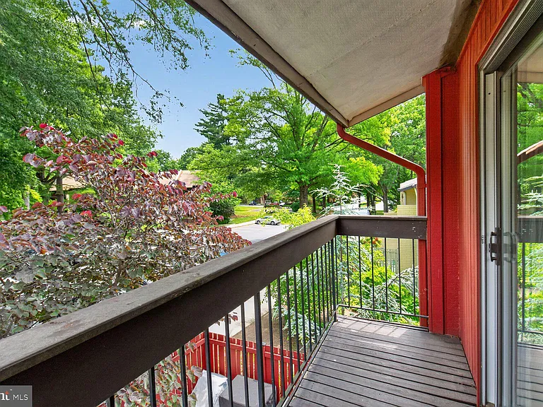 11131 Saffold Way — Photo 22