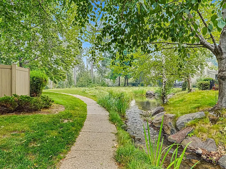 1924 S Teal Ln — Photo 29