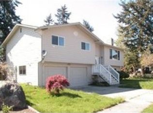 725 SW McCrohan St, Oak Harbor, WA 98277