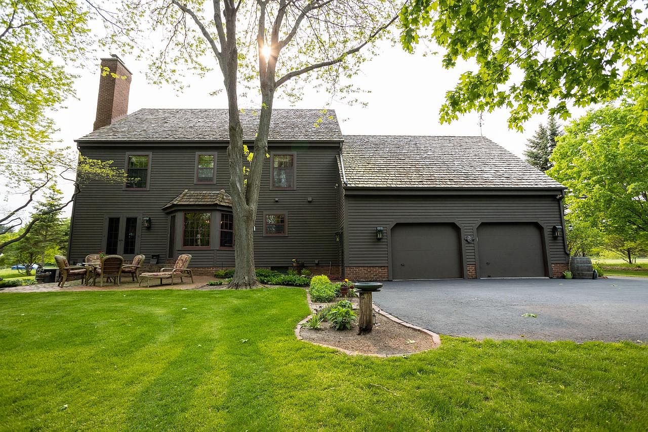 35197 Genesee Lake ROAD, Oconomowoc, WI 53066 Zillow