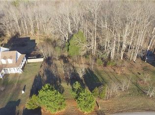 160 Fallen Acorn Dr, Troutman, NC 28166
