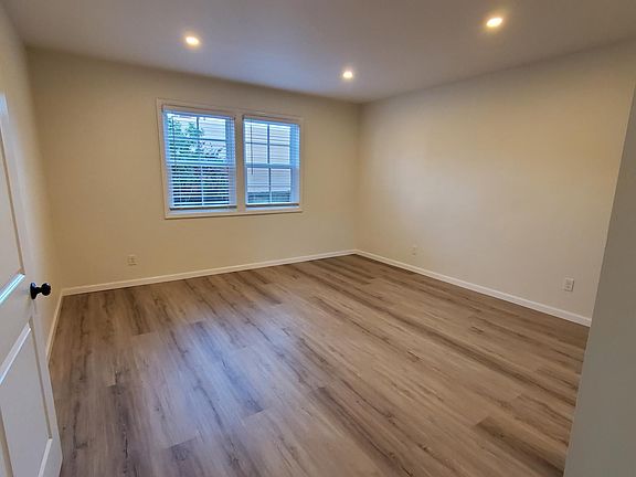 3rd image of 602 30th Ave