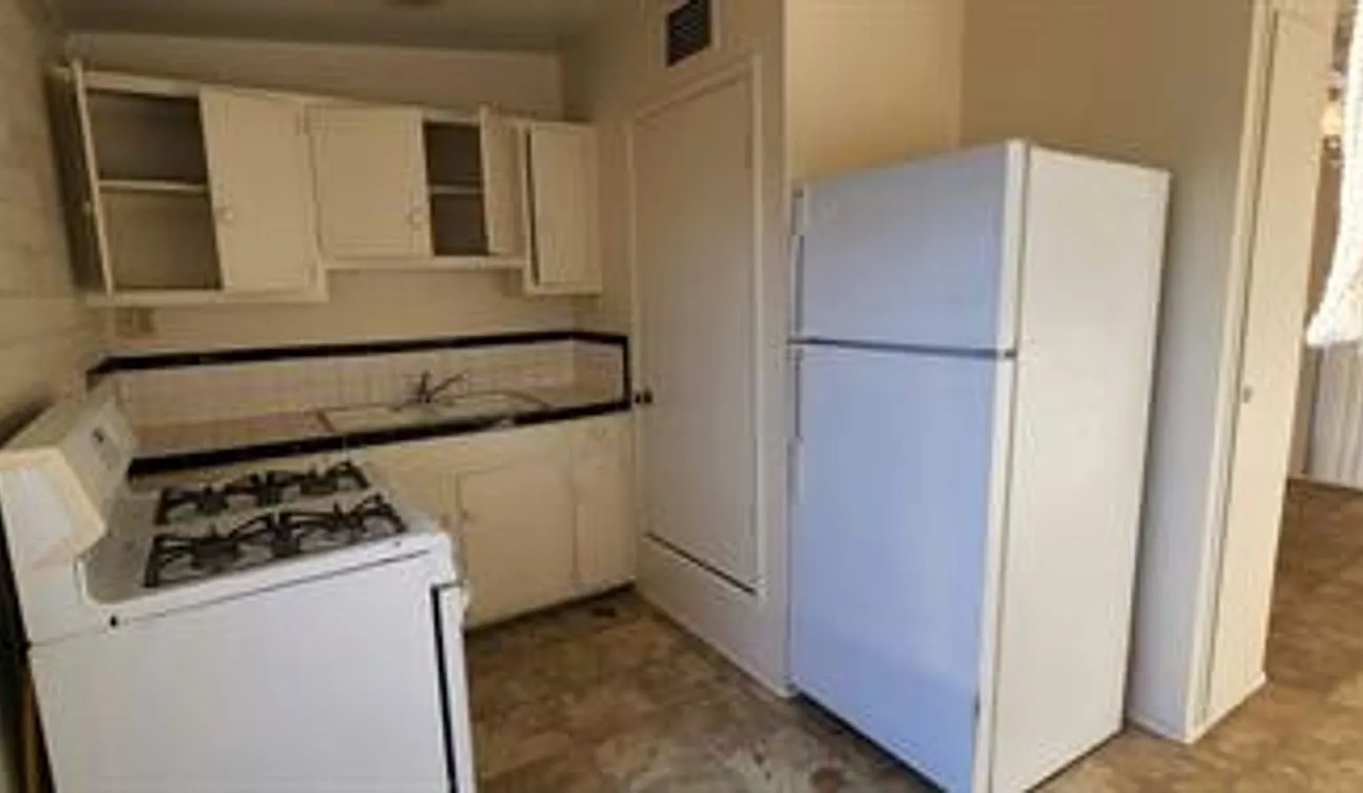 3423 East Flower Street — Photo 3