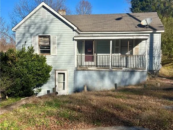 718 Prince Williams St, Reidsville, NC 27320