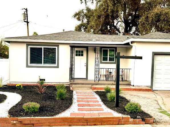 2421 E Scotts Ave, Stockton, CA 95205
