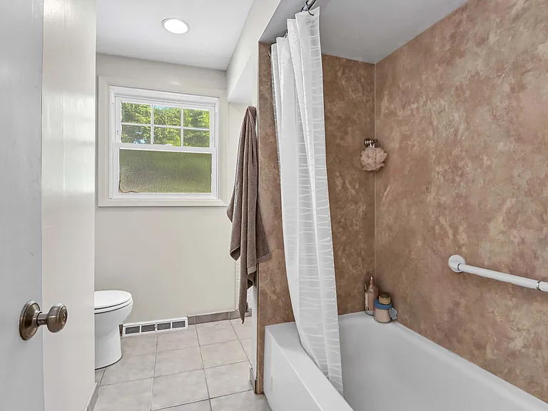 1722 Sheridan Rd — Photo 28