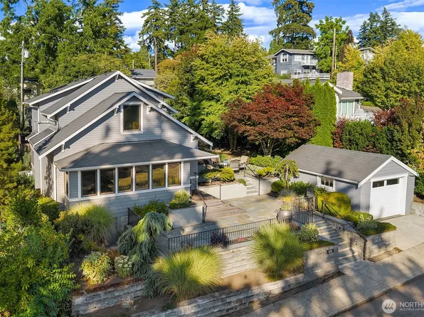 610 10th Avenue W, Kirkland, WA 98033