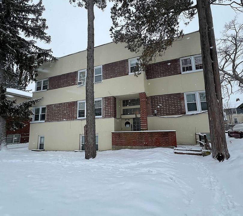 1st image of 37 Parkwood St