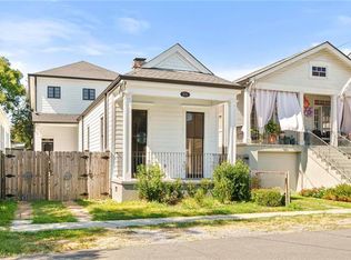 826 Delachaise St, New Orleans, LA 70115