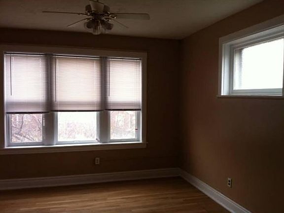 4th image of 3647 Keokuk St APT 2W