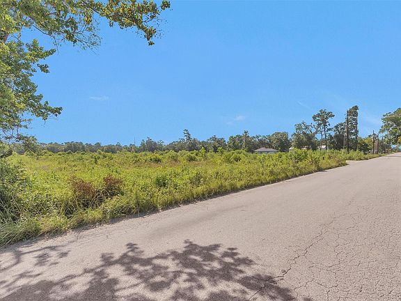 2nd image of 11554 Suburban Rd