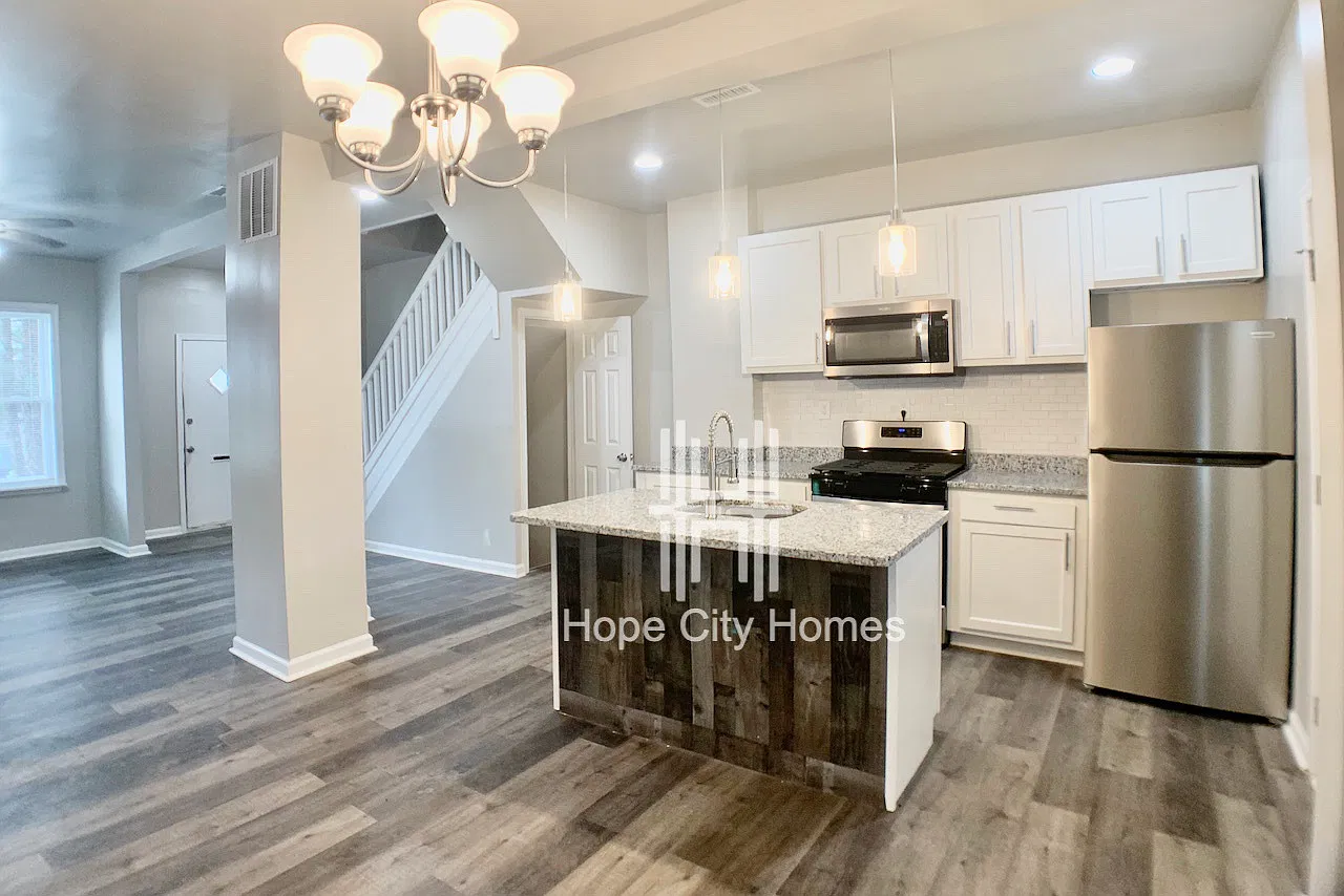 4011 Norfolk Ave — Photo 1