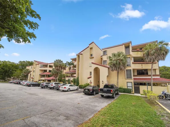 8860 SW 123rd Ct APT K206, Miami, FL 33186