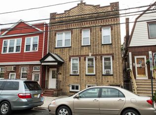 205 Avenue B APT 3, Bayonne, NJ 07002
