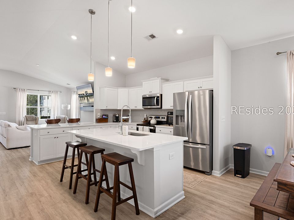1st image of 12 Whispering Oaks Circle