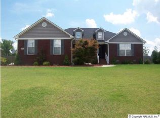 105 Cherry Glen Cir, Huntsville, AL 35811
