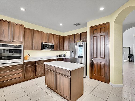 5th image of 4100 E Gardenia Avenue