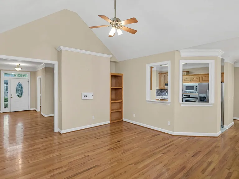 108 Hastings Point Dr — Photo 17