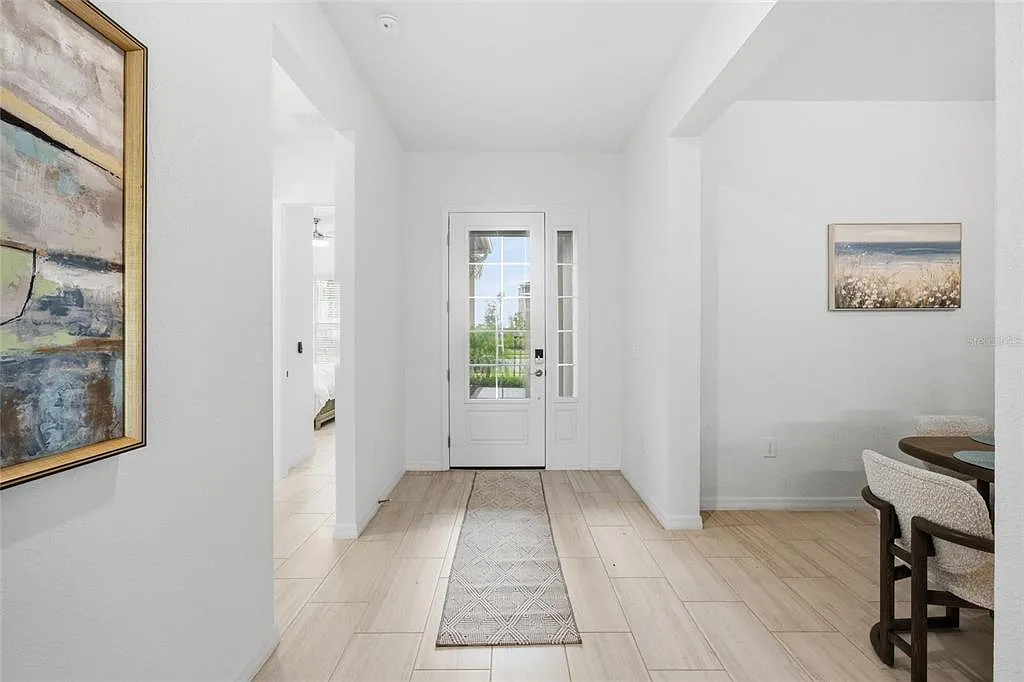 4 bed, 2.0 bath, 2245 sqft, $12,000 — Photo 3