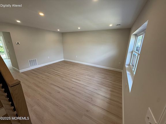 2nd image of 1162 Sawmill Road
