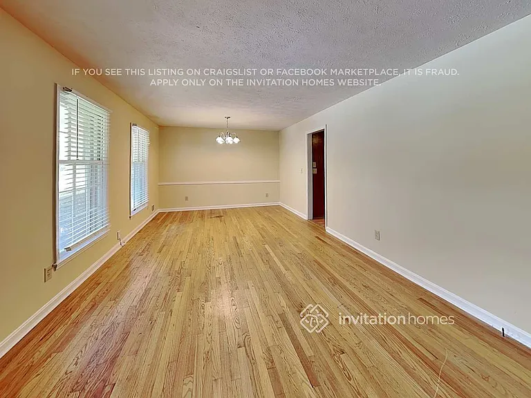 5437 Janice Ln — Photo 3