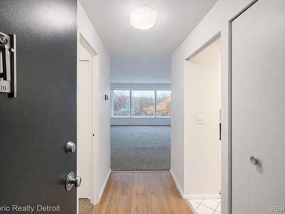 4th image of 1300 E Lafayette St APT 210