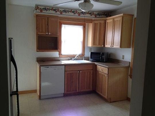 1st image of 85 Berwyn Dr