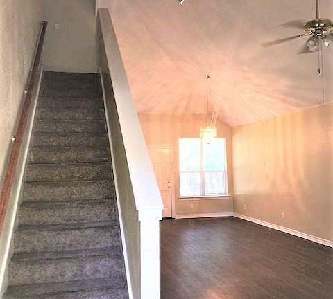 5th image of 1010 Fairlawn Dr