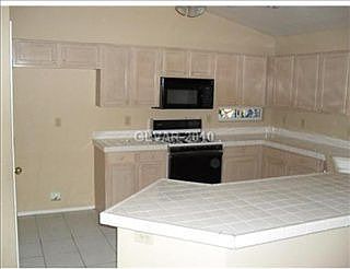 4th image of 5040 Camino Del Santo Pkwy