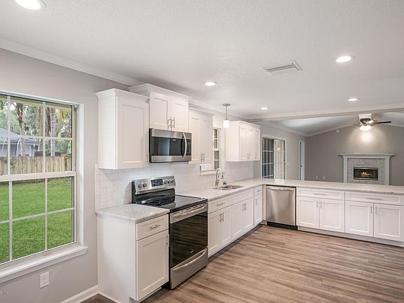 2nd image of 1771 River Plantation Ln