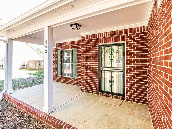 4th image of 252 Kings Dr