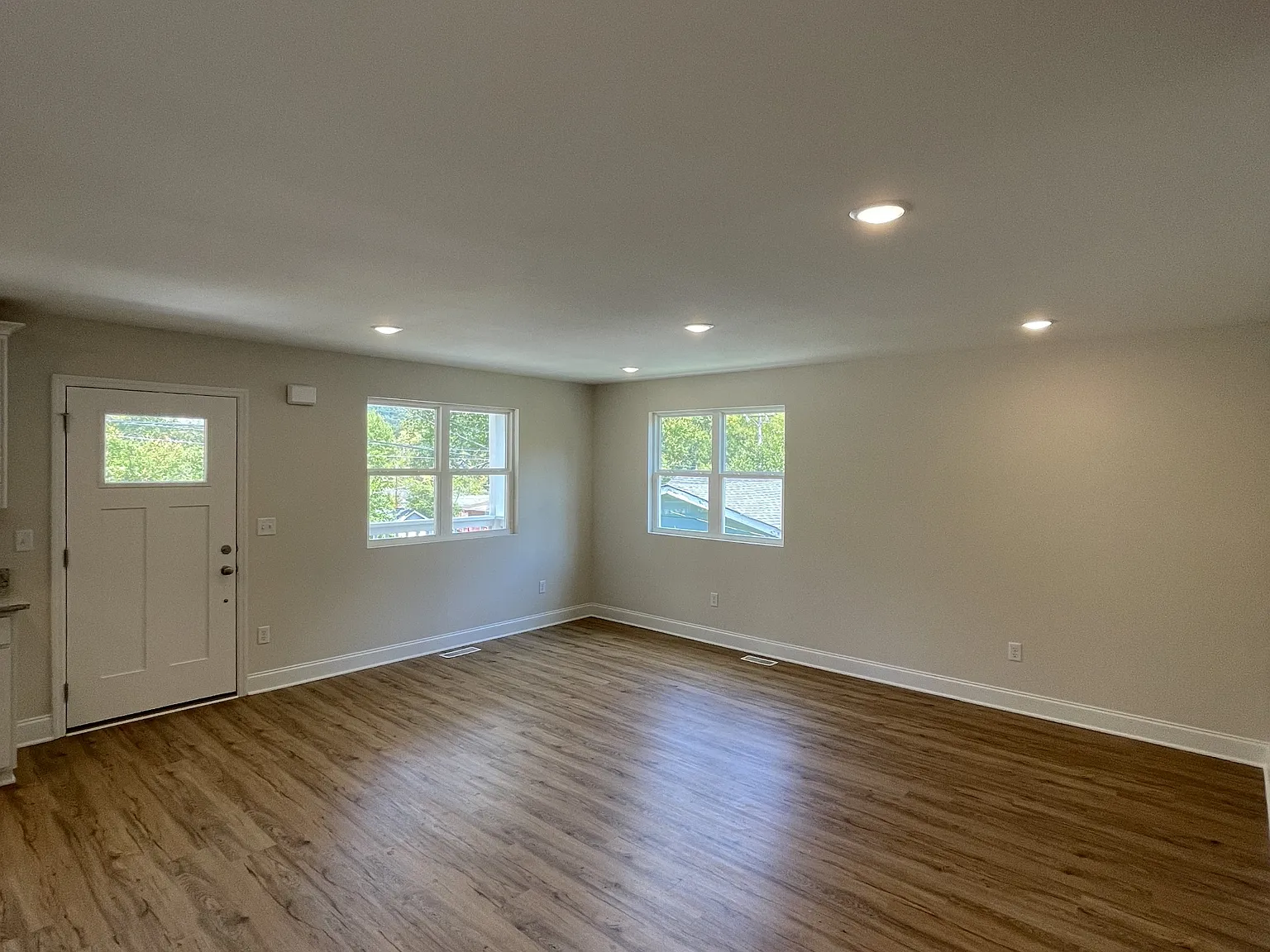 2306 Wilson Street - 1 — Photo 2