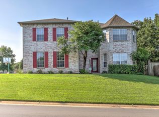 4007 S Rolling Oaks Dr W, Tulsa, OK 74107