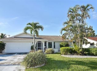 242 SW 39th Ter, Cape Coral, FL 33914