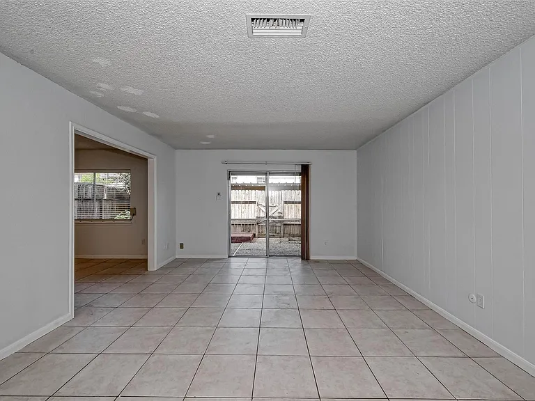 14179 Misty Meadow Ln — Photo 12