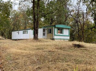 2549 Hamilton Ln, Grants Pass, OR 97527