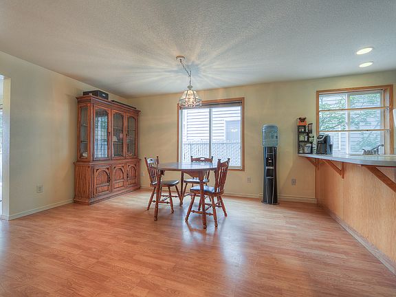 5th image of 11627 NE 31st St