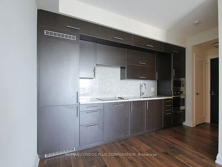 5 Sheppard Ave E #3721 — Photo 7
