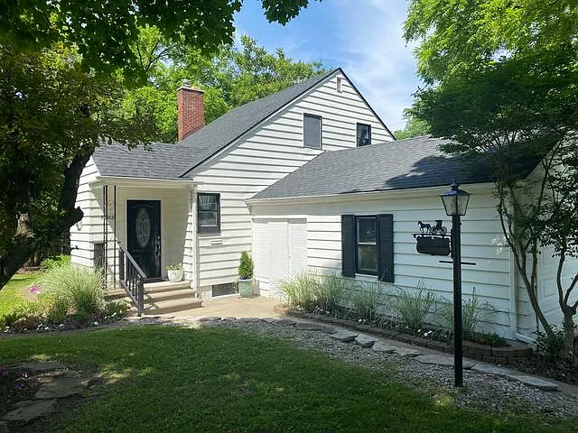 30706 Everett St photo 1