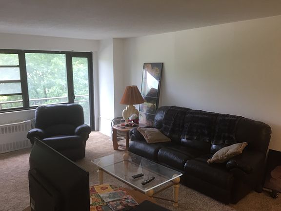 3rd image of 155 Ferris Ave APT 5G