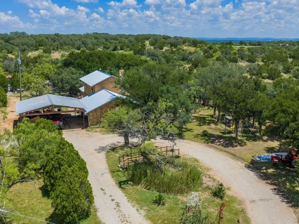 125 Big Hill Dr, Brownwood, TX 76801